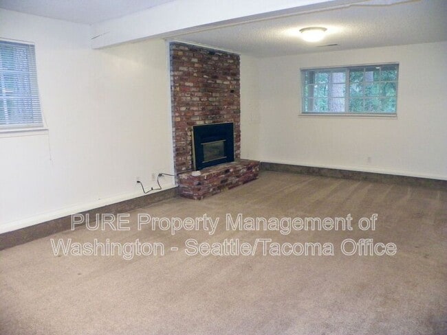 Building Photo - 8313 71st St NW