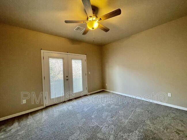 Building Photo - 2259 E Robby