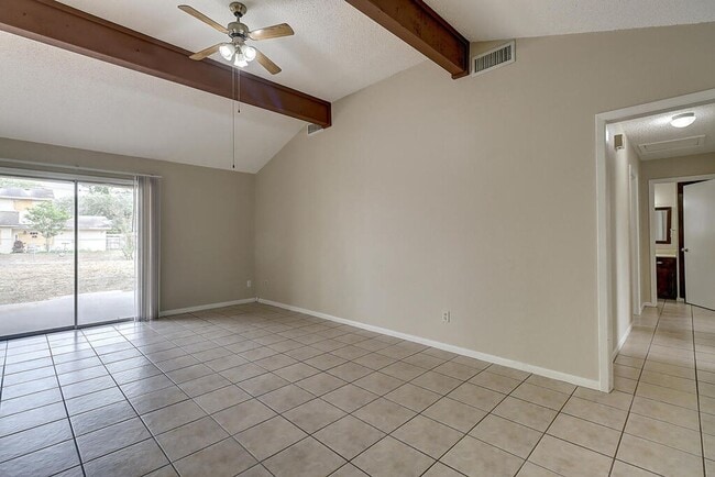 Building Photo - 5225 Bonham St