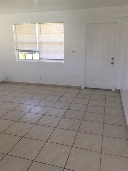 Building Photo - 6871 SW 18th Ct