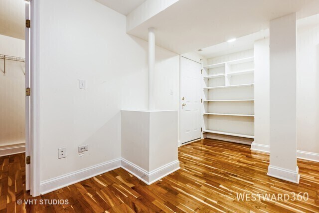 Building Photo - 4946 N Spaulding-G