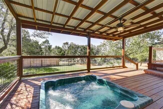 Building Photo - 21415 Boggy Ford Rd