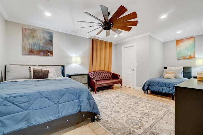 Building Photo - 3451 Dawn Ct