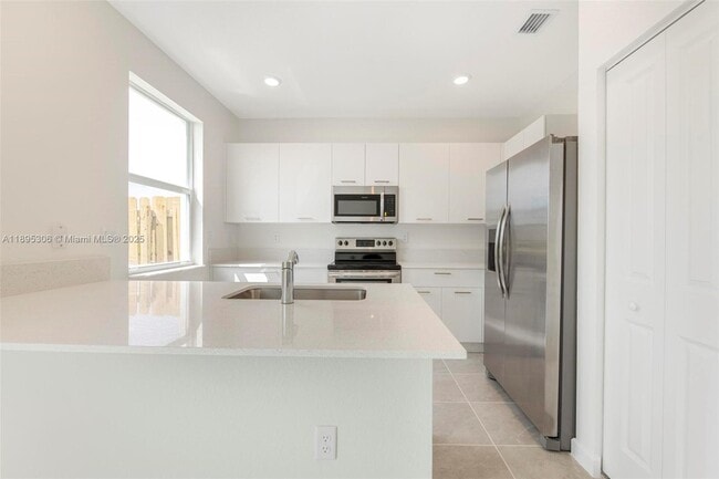 Building Photo - 12577 NW 23rd Pl