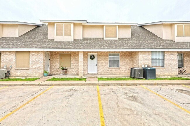 Primary Photo - 8911 McPherson Rd
