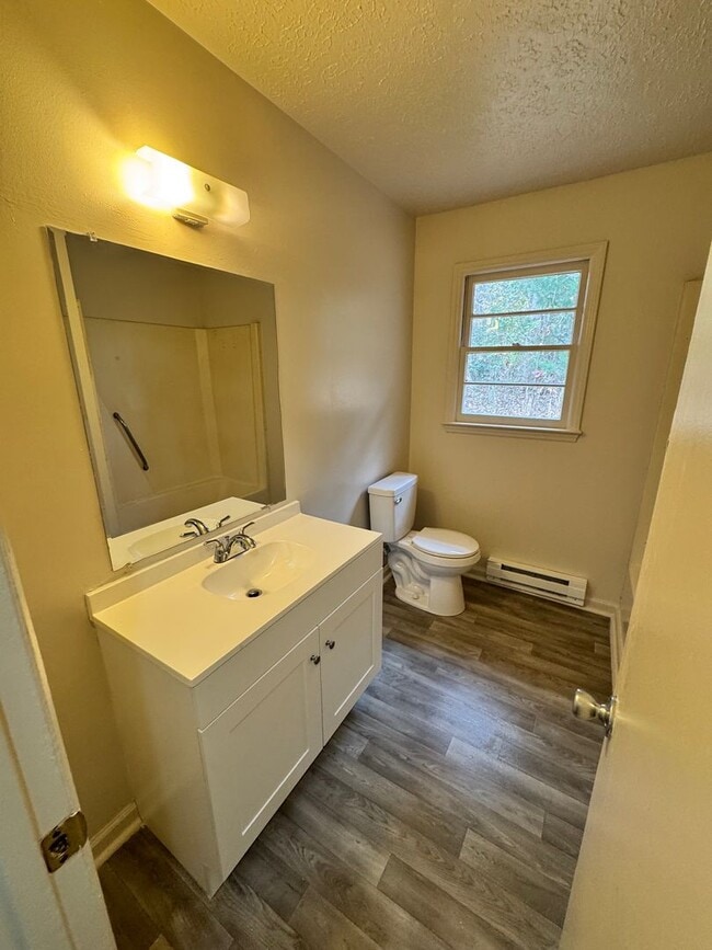 Building Photo - 3/1 In Shelby, NC