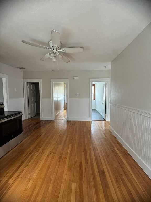 Building Photo - 82 Cohasset St