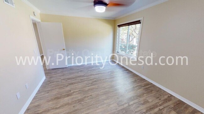 Building Photo - 10512 Caminito Westchester