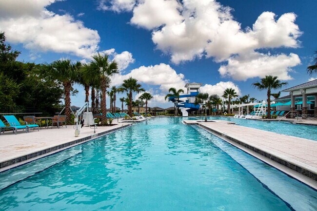 Building Photo - Lakeside Luxury in Parrish - 5 Bedroom BRA...