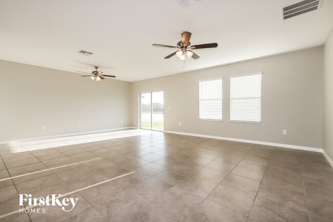 Building Photo - 17114 White Mangrove Dr