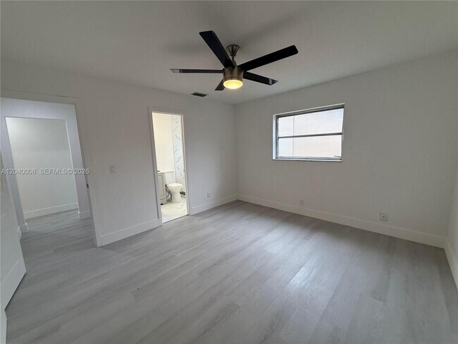 Building Photo - 7311 NW 57th Dr