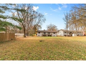 Building Photo - 1347 Hadley Ave N