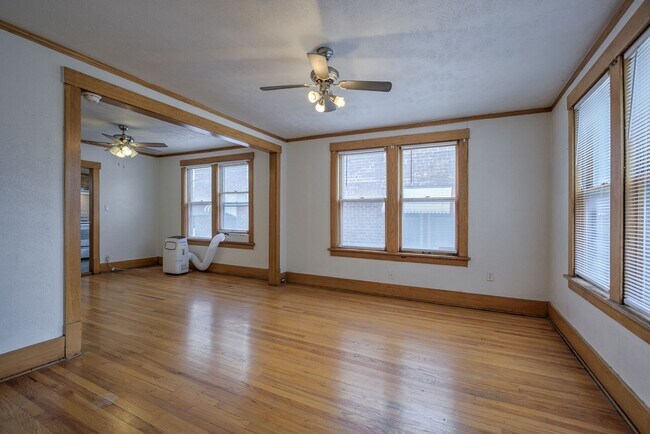 Primary Photo - 3310 Jackson St