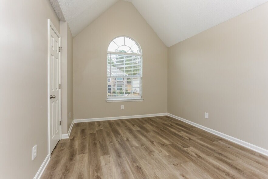 Building Photo - 2753 Elkmont Ridge SW