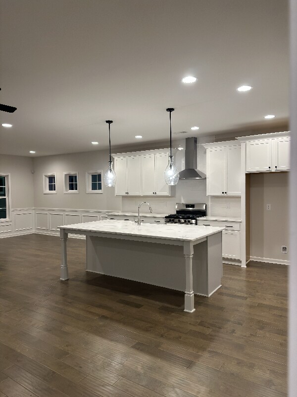 Building Photo - 664 Tiger Trl