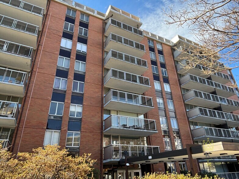 Building Photo - 45 Longwood Ave