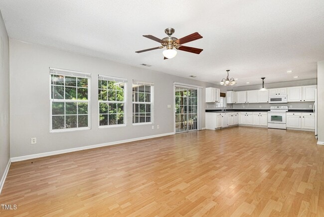 Building Photo - 128 Georgetowne Dr