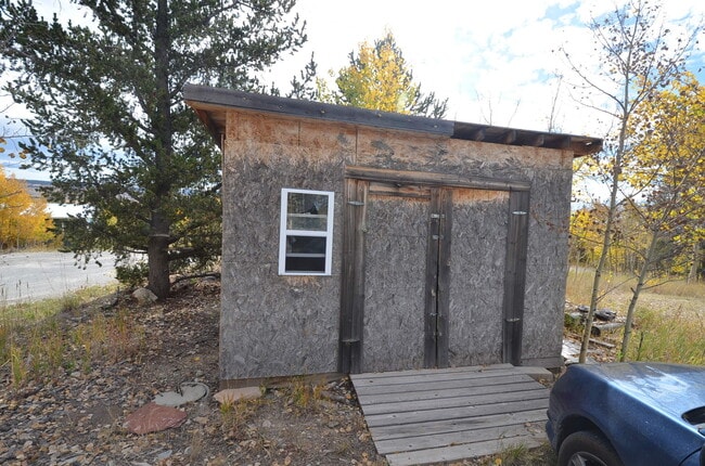 Building Photo - Fairplay home available Now- large fenced yard - Mountain views! Year lease!