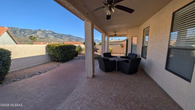 Building Photo - 37985 S Eagle Dr