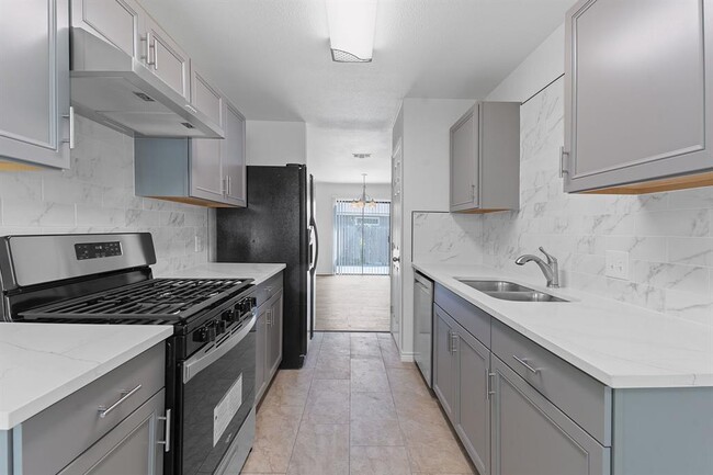 Building Photo - 11500 Ruffed Grouse Dr