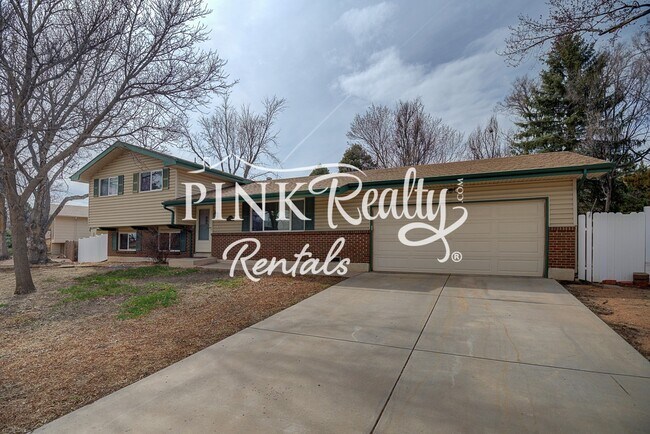 Building Photo - 1716 Wooten Rd