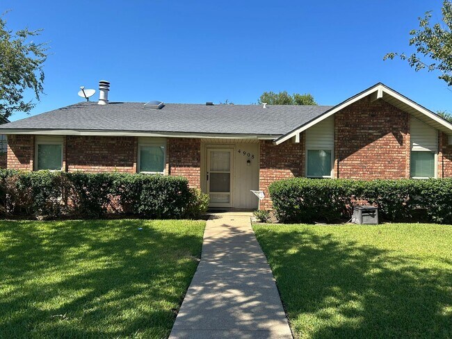 Building Photo - 4908 Wagner Dr