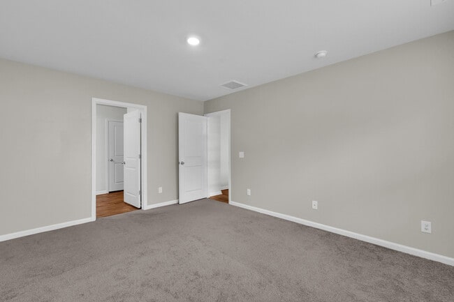 Building Photo - 233 Caribbean Village Dr