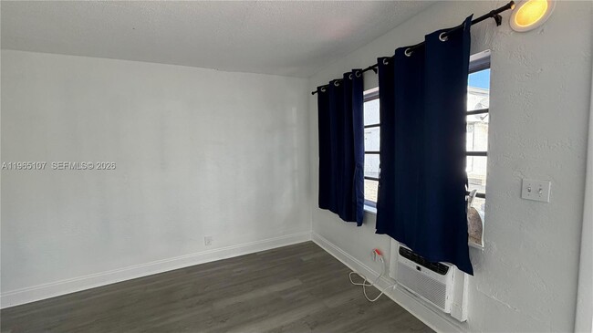 Building Photo - 6300 Miramar Pkwy