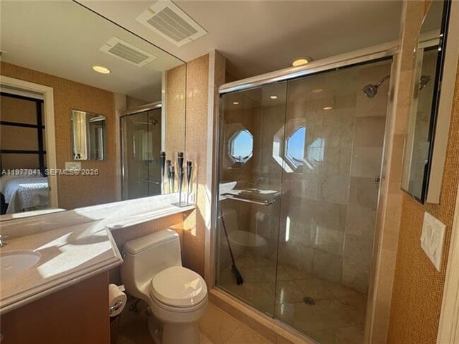 Building Photo - 17875 Collins Ave