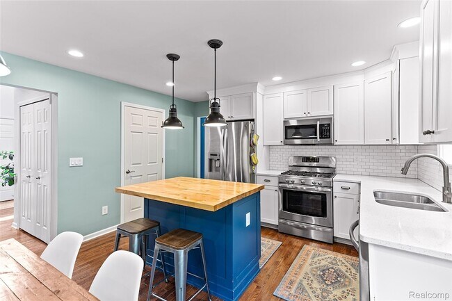 Building Photo - 32724 Laurelwood Ct