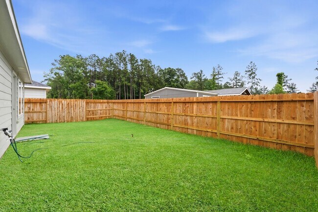 Building Photo - 18716 Loom dr