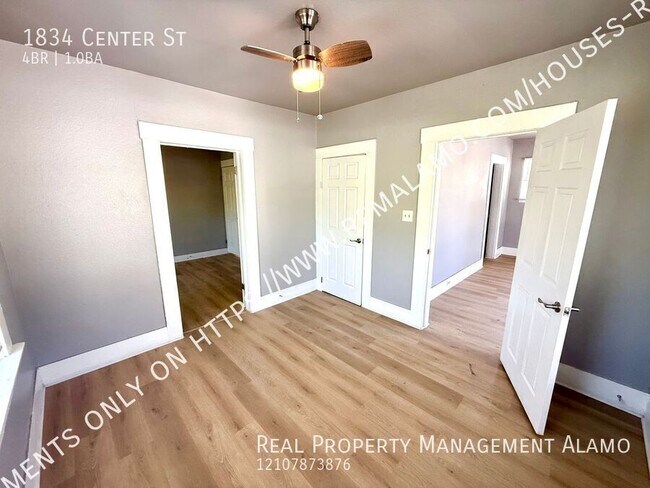 Building Photo - 1834 Center St