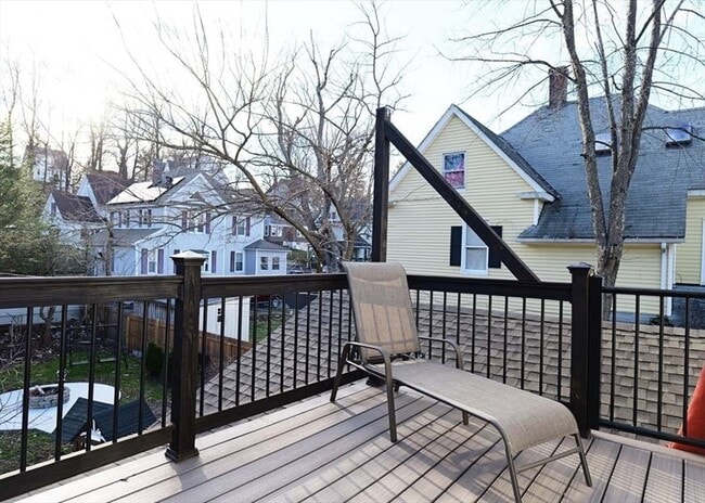 Building Photo - 21 Englewood Ave