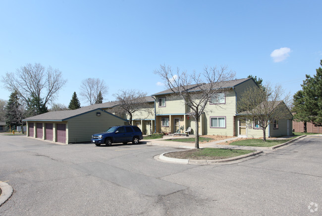 Primary Photo - Medley Park Townhouses