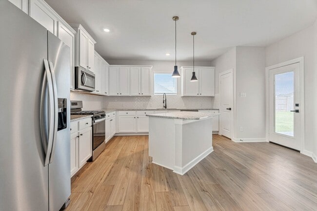 Building Photo - 10518 Sutter Crk Dr