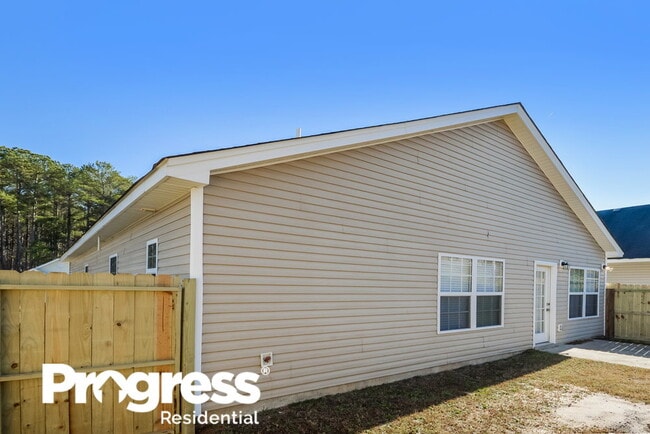 Building Photo - 95 Victoria Blvd