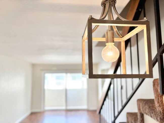 Building Photo - Surfside I | 2 Bedroom + 1.5 Bathroom with...
