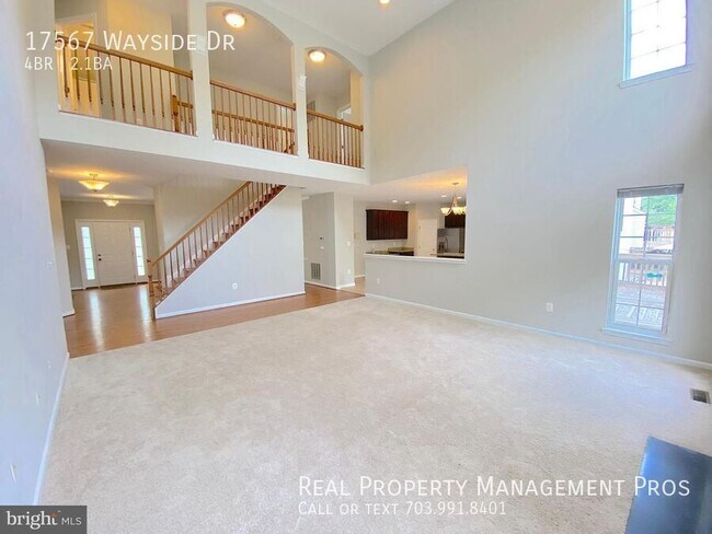 Building Photo - 17567 Wayside Dr