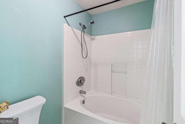 Building Photo - 104 Westridge Ct