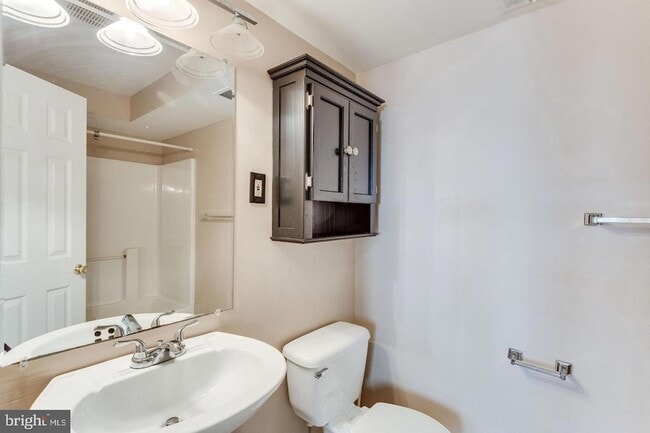 Building Photo - 12224 Dapple Gray Ct