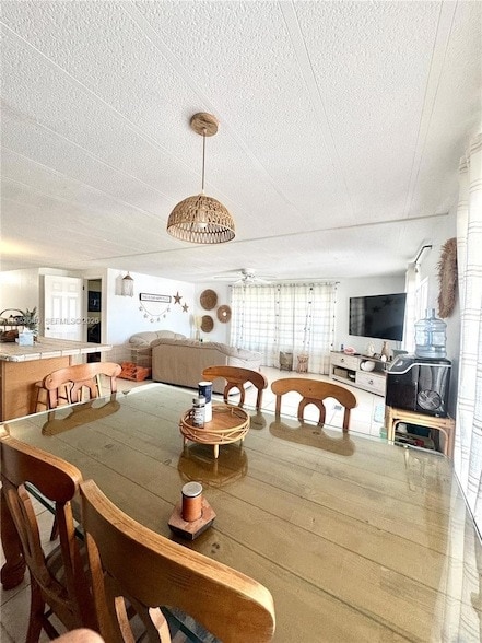 Building Photo - 118 Burgundy Dr