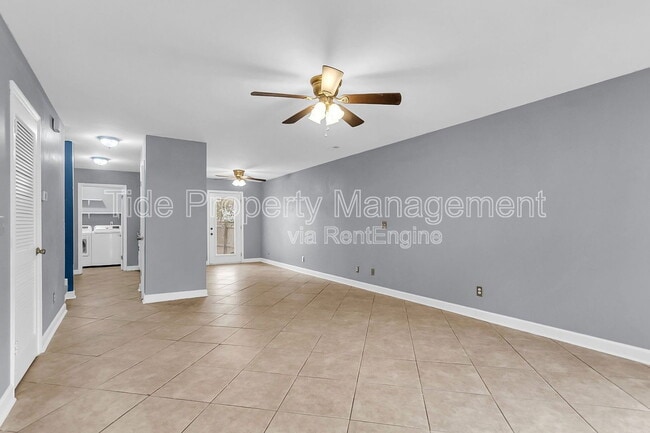 Building Photo - 206 Pine Shadow Dr