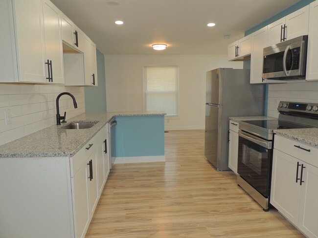 Building Photo - 409 Windfield Ct