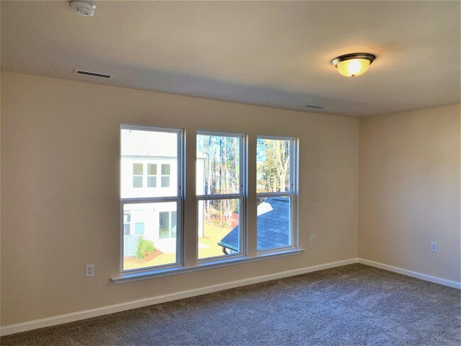 Building Photo - 3021 Newfields Pl