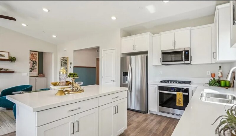 Building Photo - 31367 Autumn Blaze Dr
