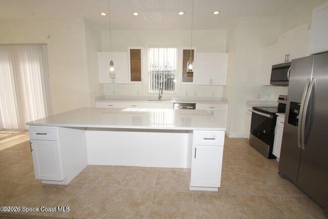 Building Photo - 890 Vignoles Ave NE