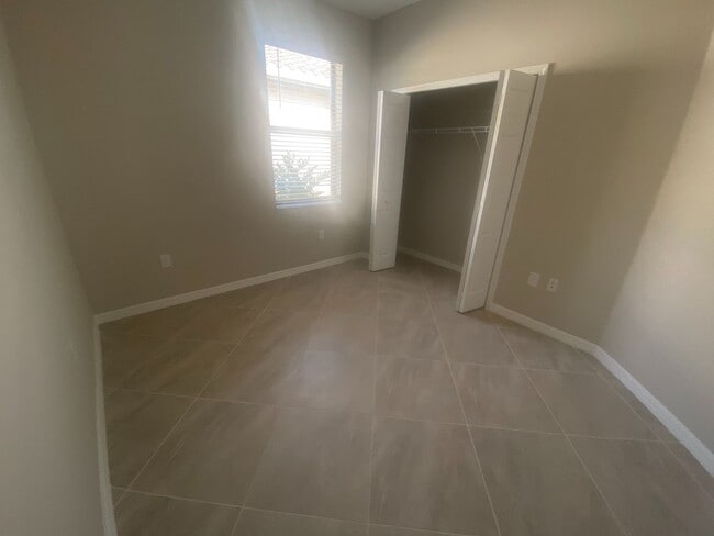 Building Photo - 15220 Cortona Wy