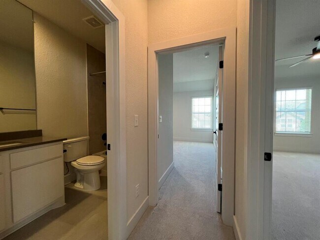 Building Photo - 2612 Brushwood Mdw