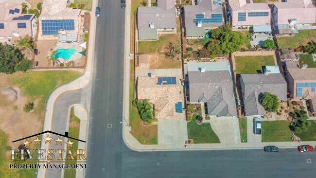 Building Photo - 4334 Bareback Ln