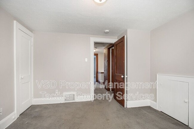 Building Photo - 2078-2018 18th St SW